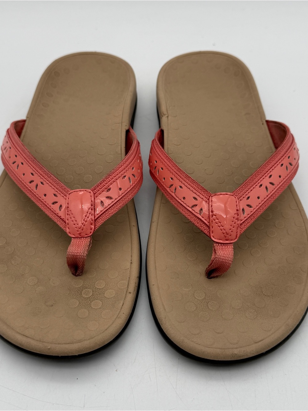 Vionic High Tide Sandals Women Sz 11 Coral Thong Orthotic Comfort